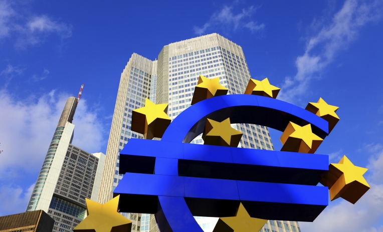 Credito, ora la Bce abbassi i tassi d’interesse