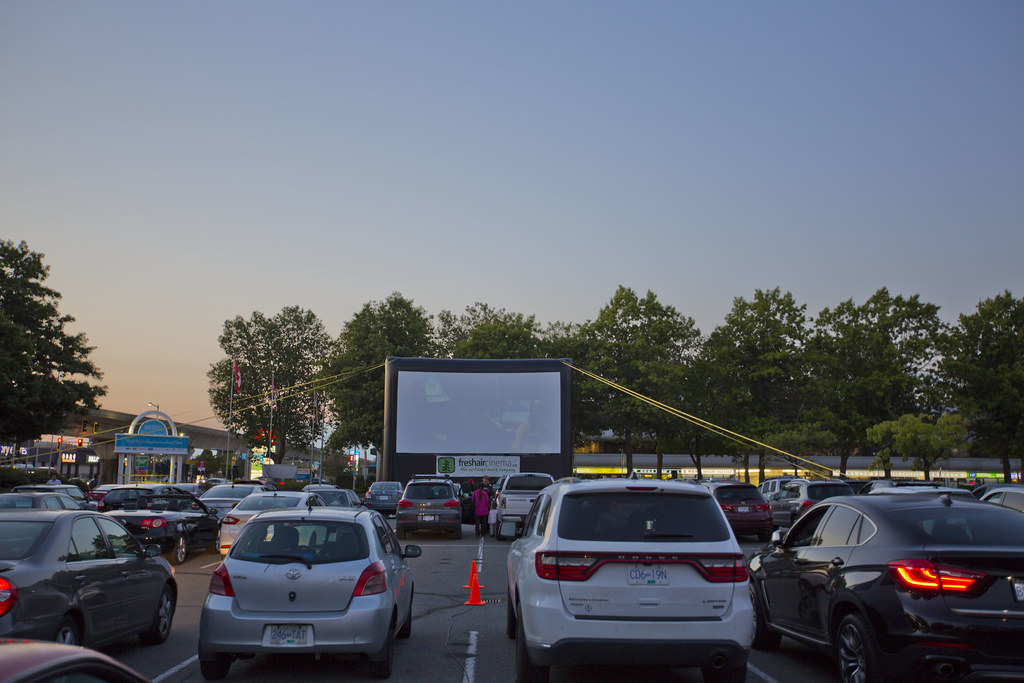 Con CineDrive, si torna al cinema grazie ai drive-in