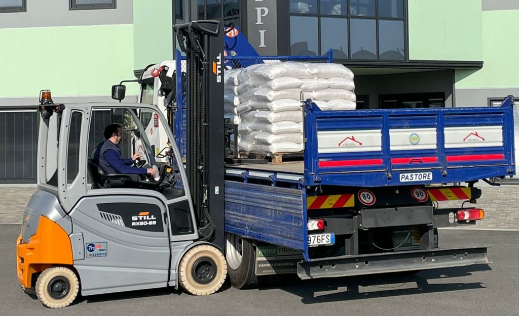 CNA Piemonte Nord invia due tonnellate di riso in Ucraina