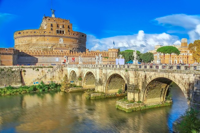 Roma, estendere la tassa di soggiorno a tutti gli operatori del turismo